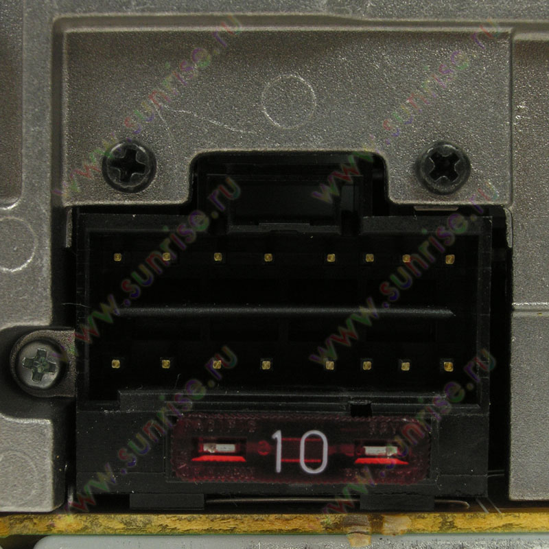входы на заднюю панель автомагнитолы sony cdx-3350