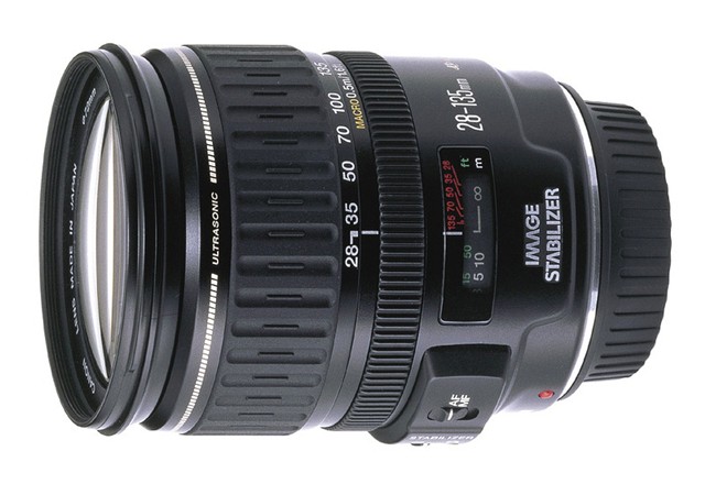 Объектив Canon EF 28-135mm/f3.5-5.6 IS USM